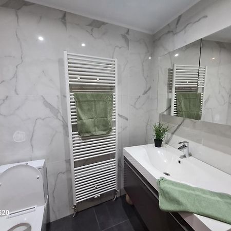 Liege Apartment Seraing Bagian luar foto
