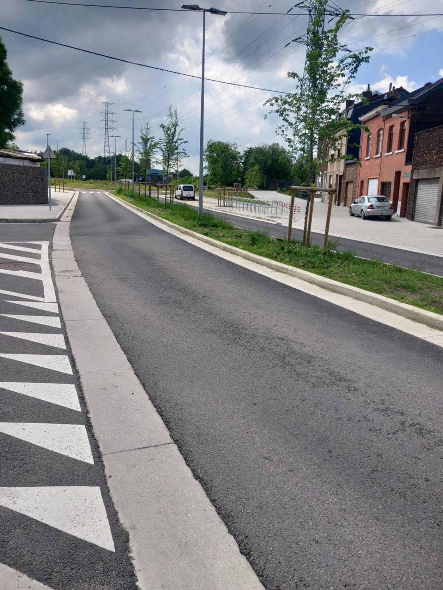 Liege Apartment Seraing Bagian luar foto
